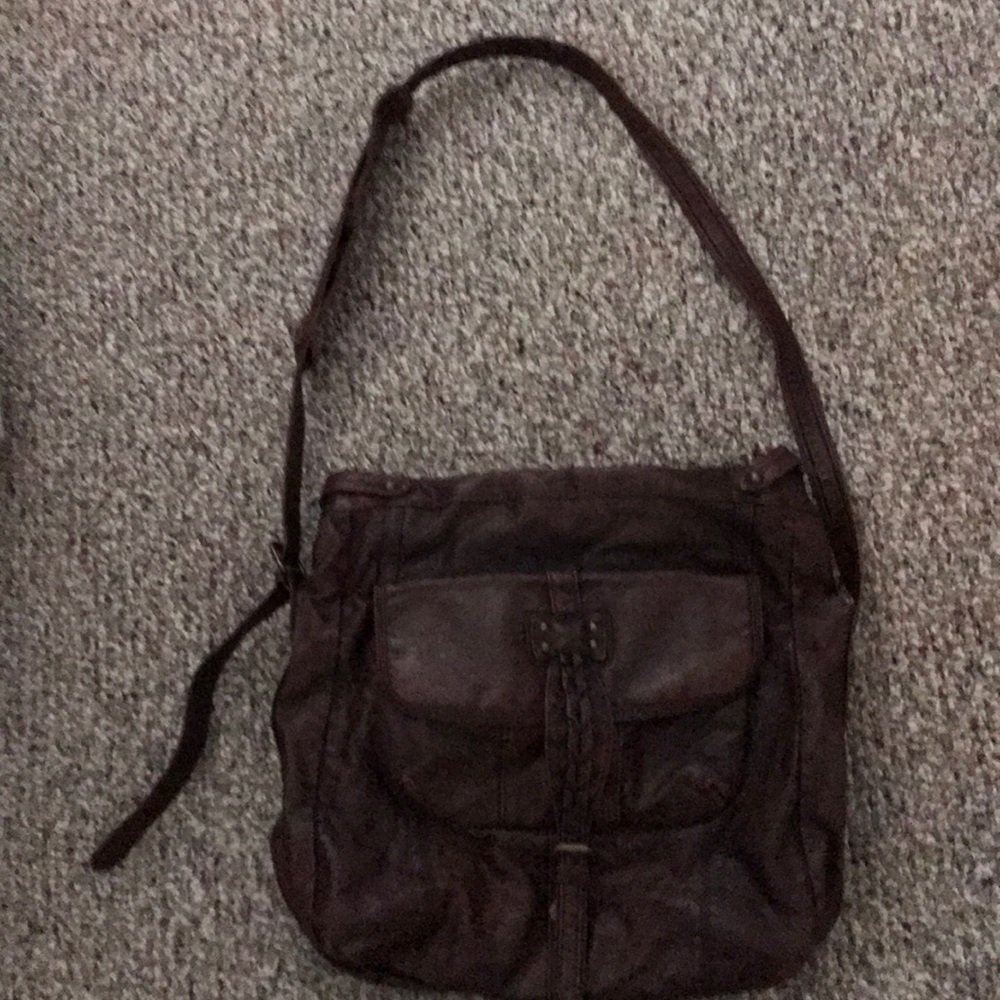 Beautiful brown leather cross body
